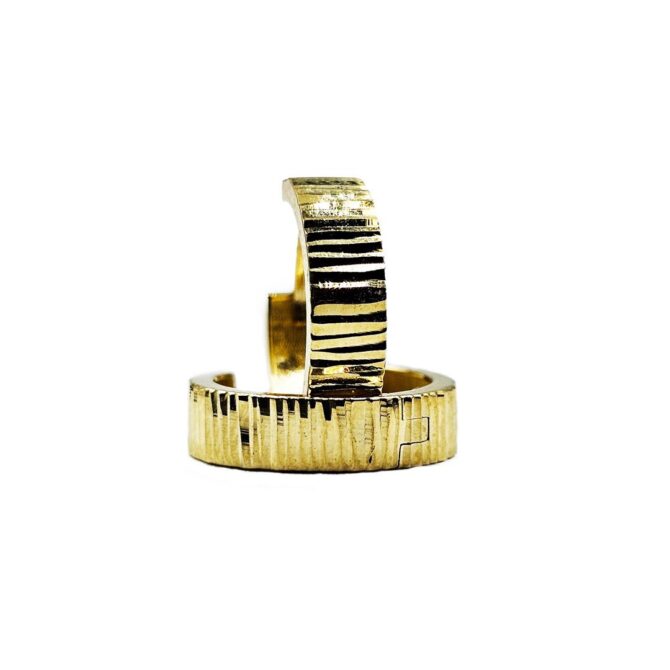 9Kt Yellow Gold Ribbed Huggie Earring 12mm