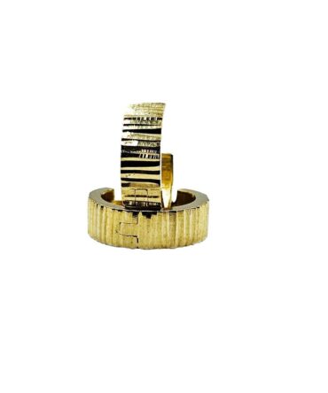 9Kt Yellow Gold Ribbed Huggie Earring 12mm