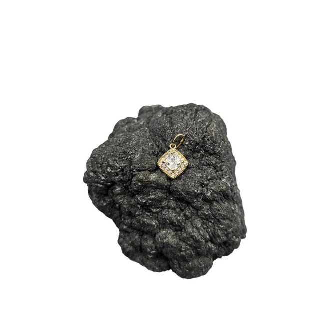 9Kt Yellow Gold Cubic Zirconia Pendant